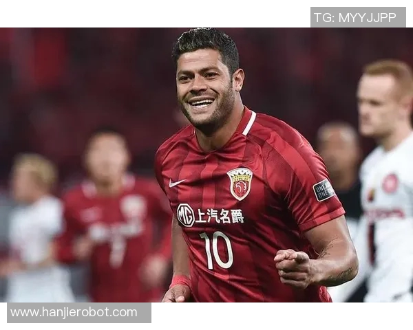 恒大球迷与香港球迷的激情对决与情感交融探讨