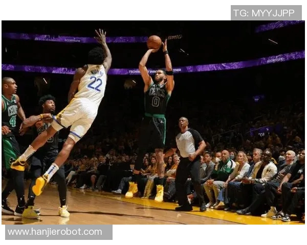 猛龙与凯尔特人激战正酣比赛结果揭晓引发球迷热议