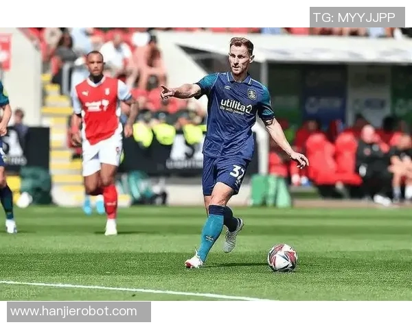 威科姆主场迎战加的夫城双方争夺关键三分的激烈对决