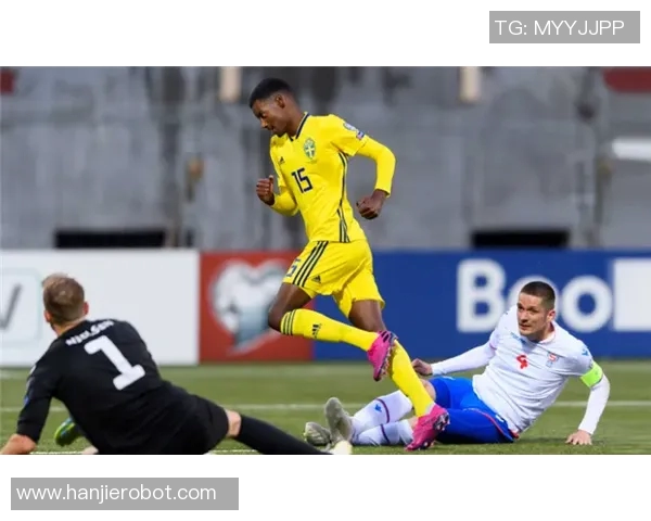 布里兰与浦和的巅峰对决展现足球魅力与激情的较量