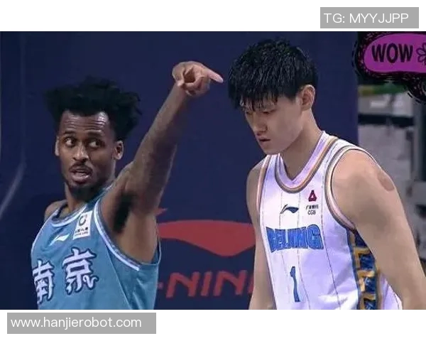 方硕的篮球人生：从青涩少年到CBA明星的成长之路与奋斗故事