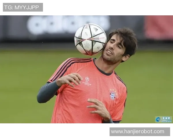 马丁内斯的传奇人生与足球生涯的辉煌成就探秘